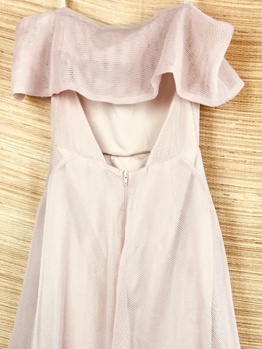 ⁠Bronx and Banco NWT Blush Pink Tulip Off Shoulder Cutout Mesh Gown Dress 4⁠ - Picture 10 of 16